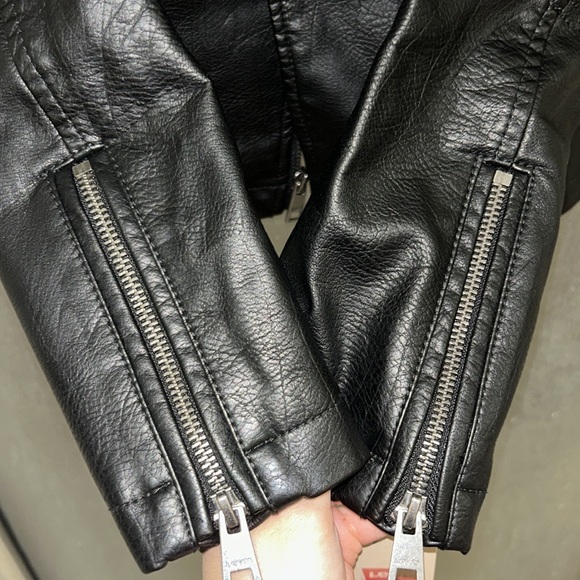 Levi’s faux leather moto jacket - Picture 5 of 7